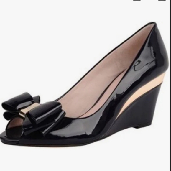 Vince Camuto-EUC, wedge heels - Picture 1 of 6
